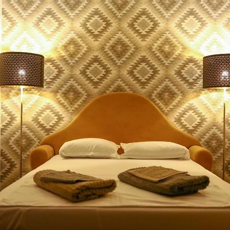 Colonial Touch Apartament Брашов Екстериор снимка